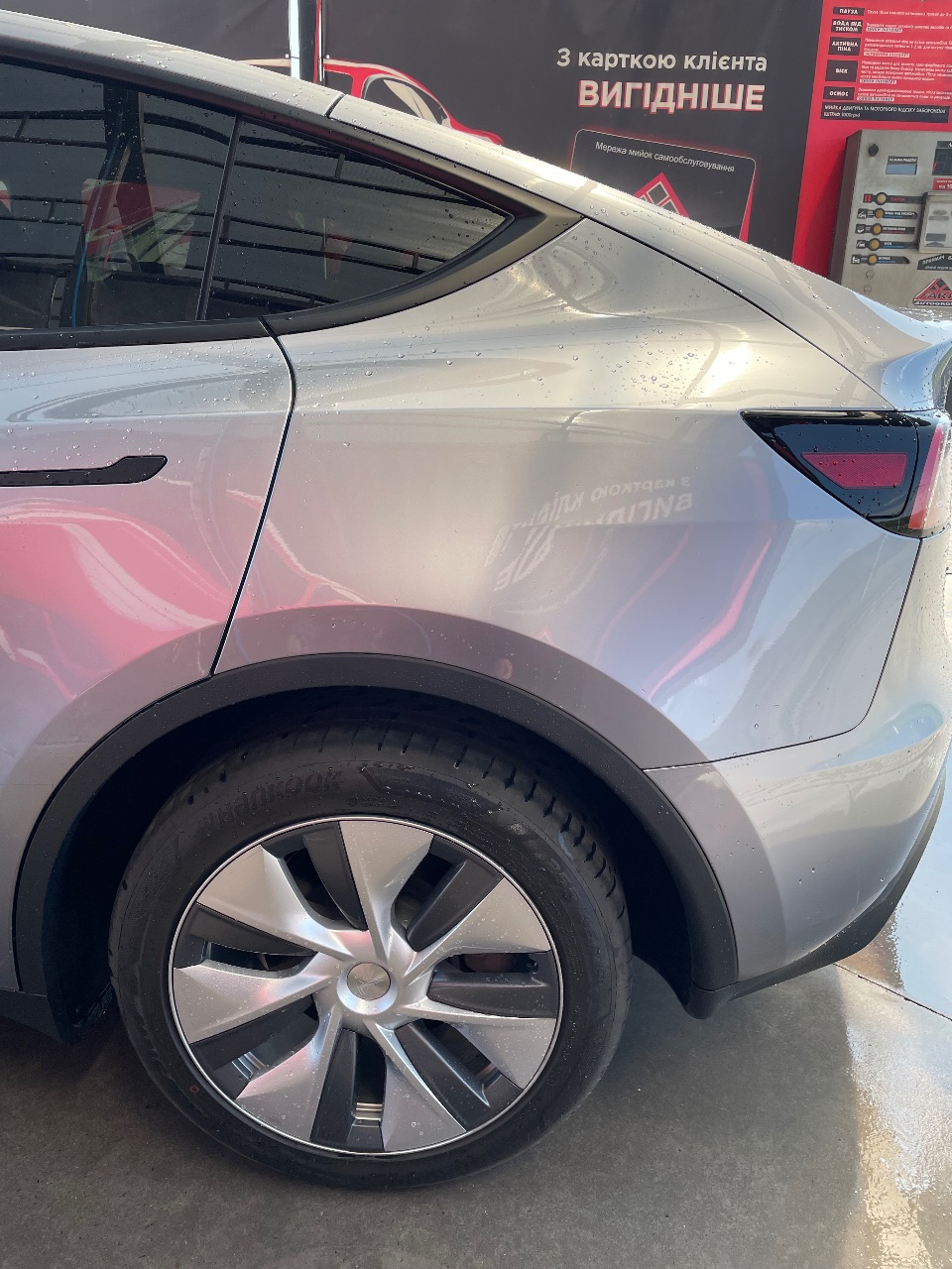 Tesla Model Y - фото 5