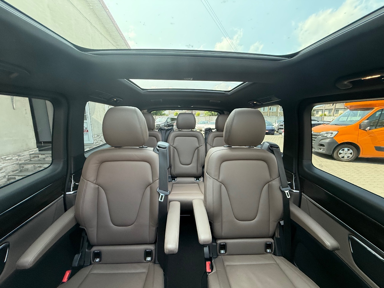 Mercedes-Benz V-Класс - фото 68