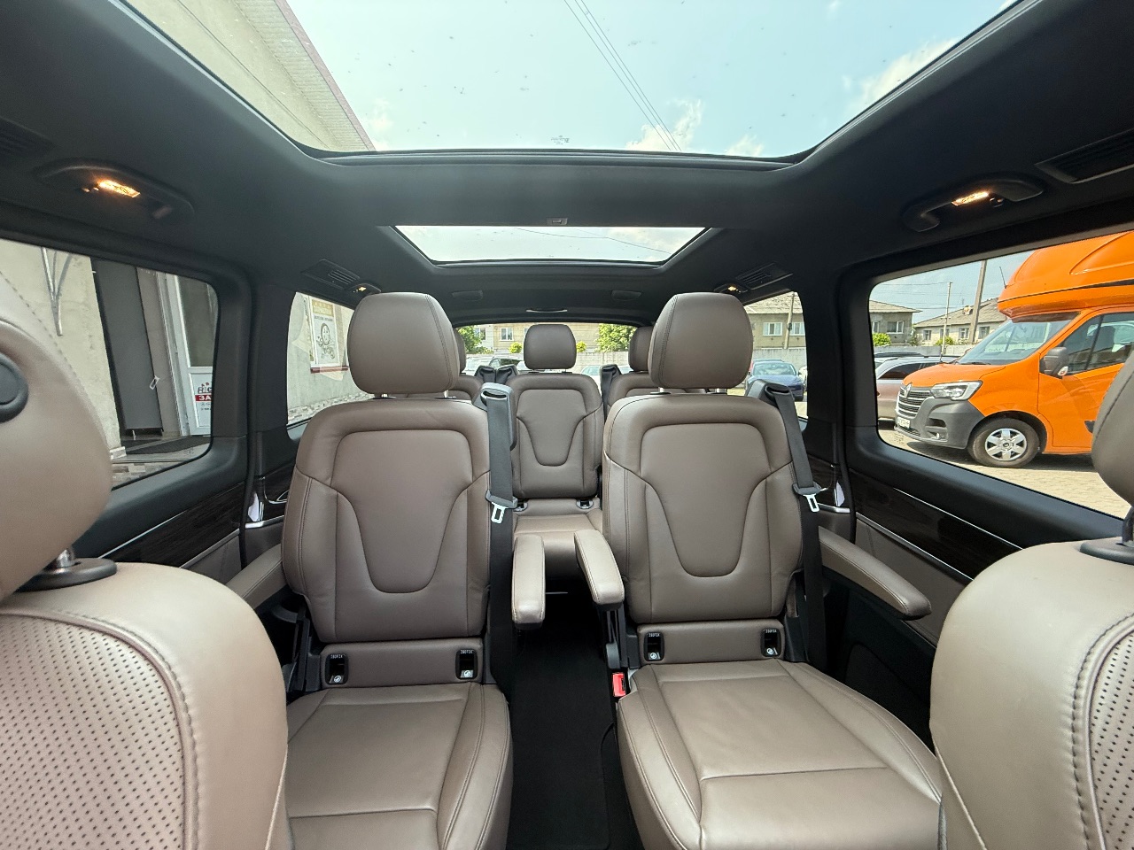 Mercedes-Benz V-Класс - фото 8