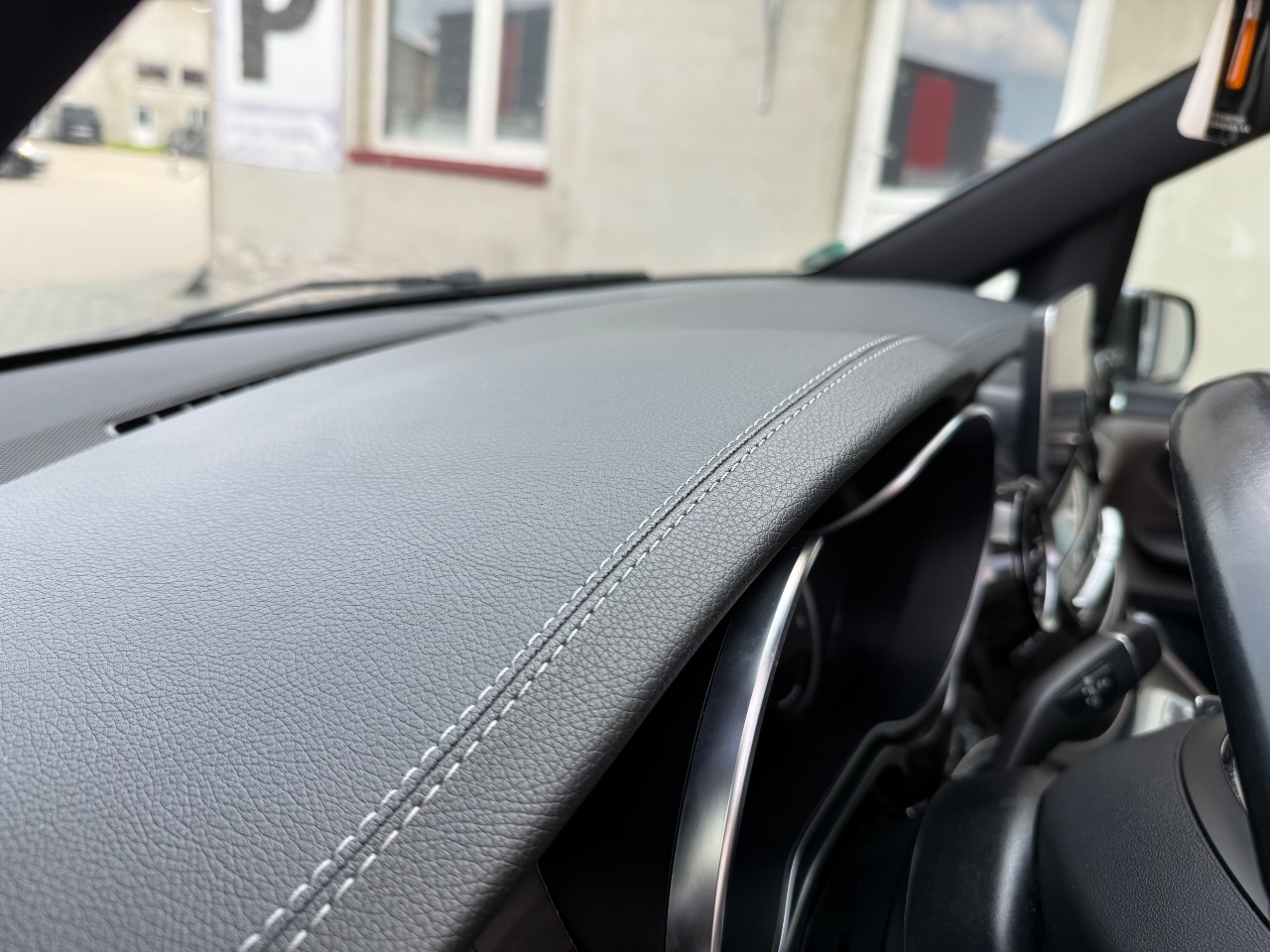 Mercedes-Benz V-Класс - фото 29