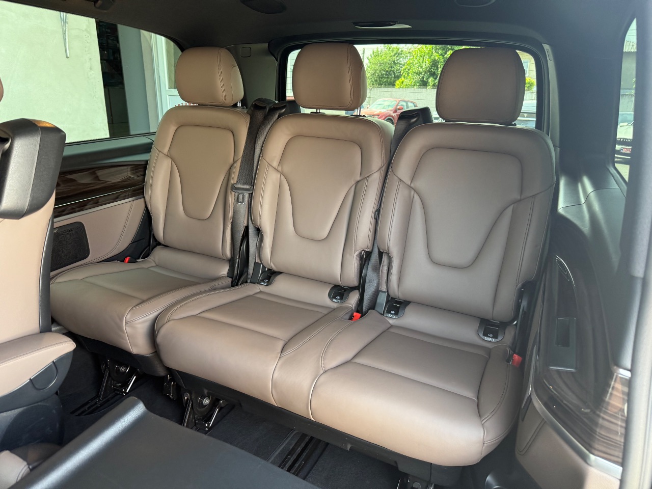 Mercedes-Benz V-Класс - фото 10