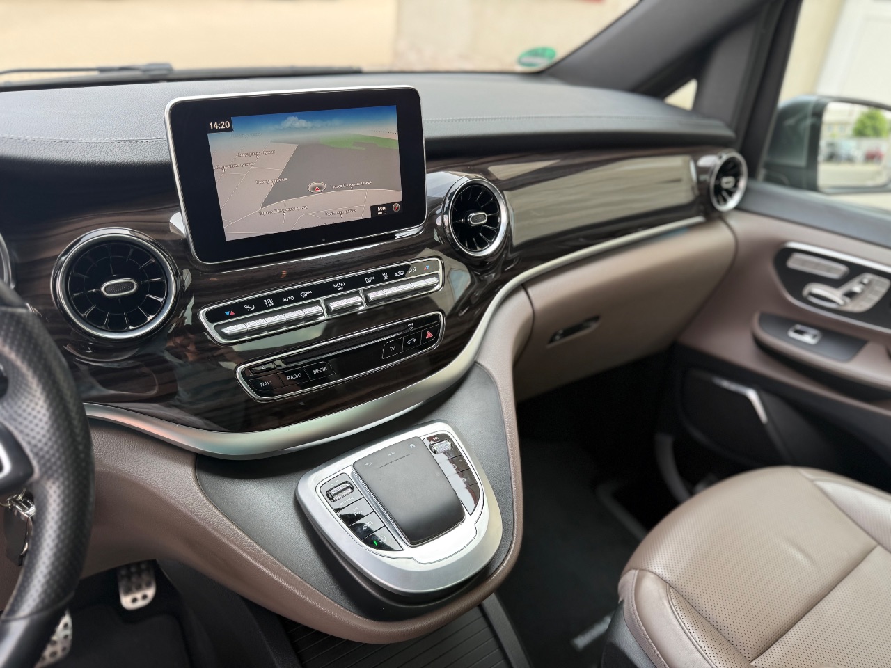 Mercedes-Benz V-Класс - фото 5