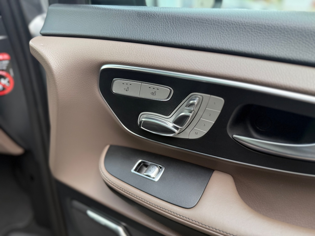 Mercedes-Benz V-Класс - фото 9