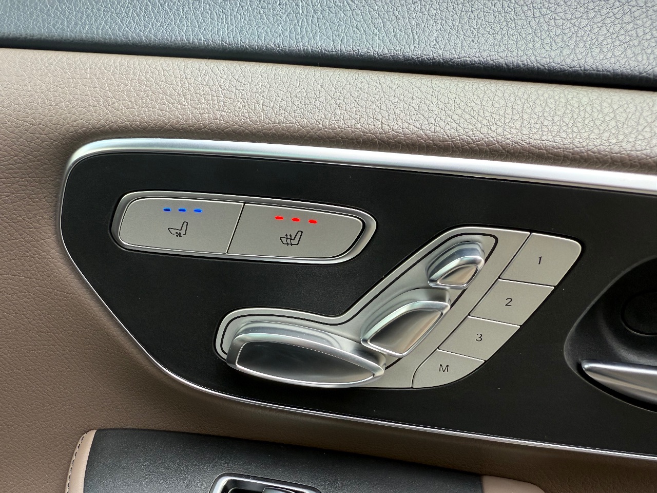 Mercedes-Benz V-Класс - фото 93