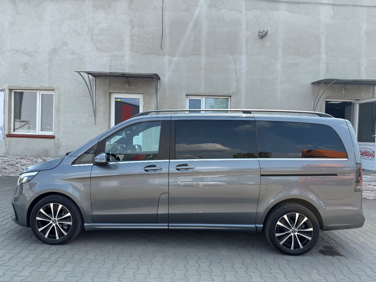 Mercedes-Benz V-Класс - фото 87