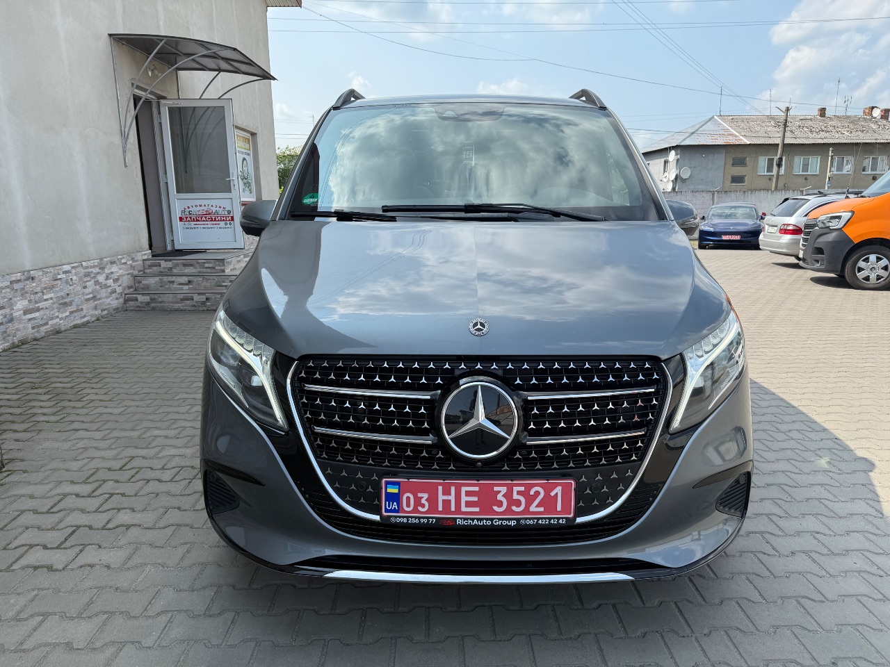 Mercedes-Benz V-Класс - фото 36