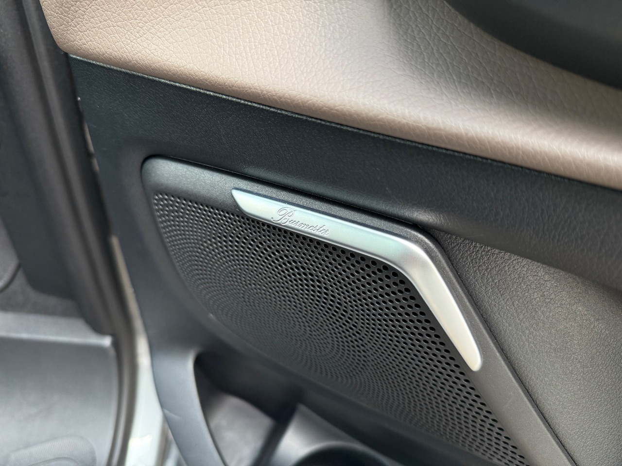 Mercedes-Benz V-Класс - фото 33