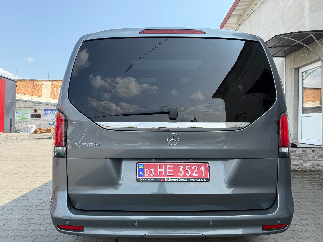 Mercedes-Benz V-Класс - фото 19