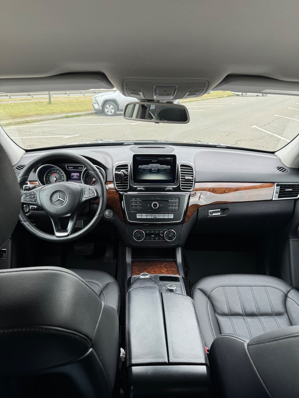 Mercedes-Benz GLE - фото 7