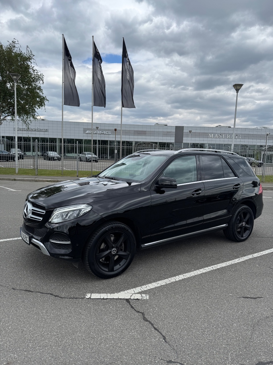 Mercedes-Benz GLE - фото 1