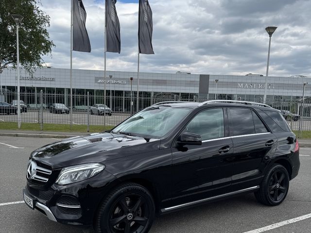 Mercedes-Benz GLE - фото 1