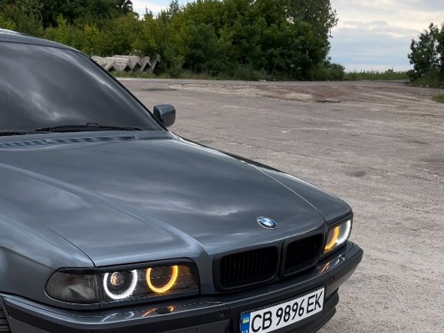 BMW 7 серії - фото 5