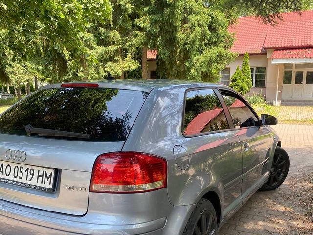 Audi A3 - зображення 2