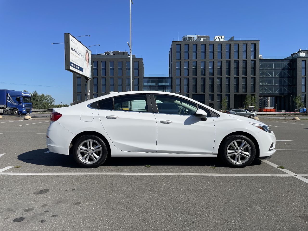 Chevrolet Cruze - фото 4