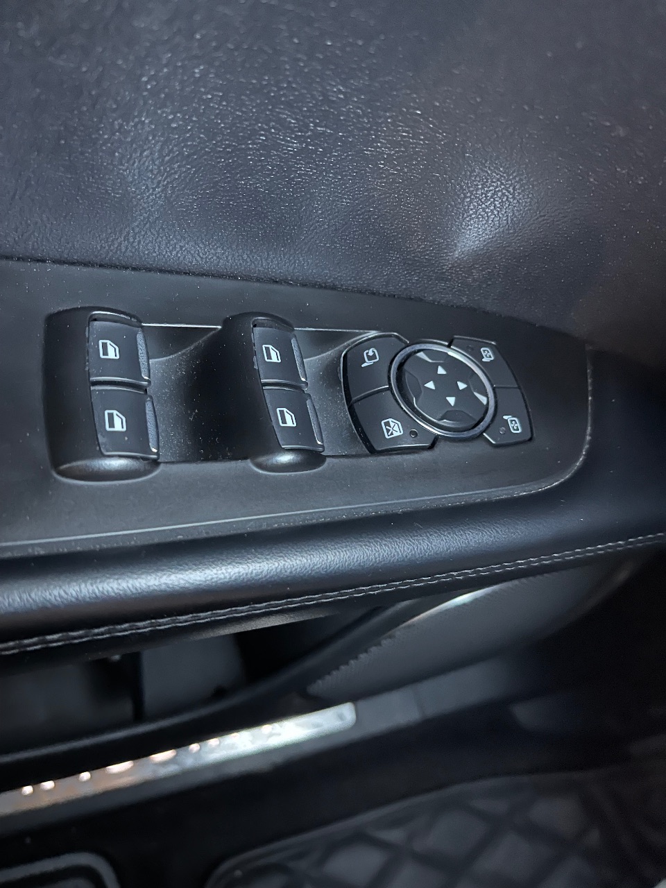 Lincoln MKX - фото 2