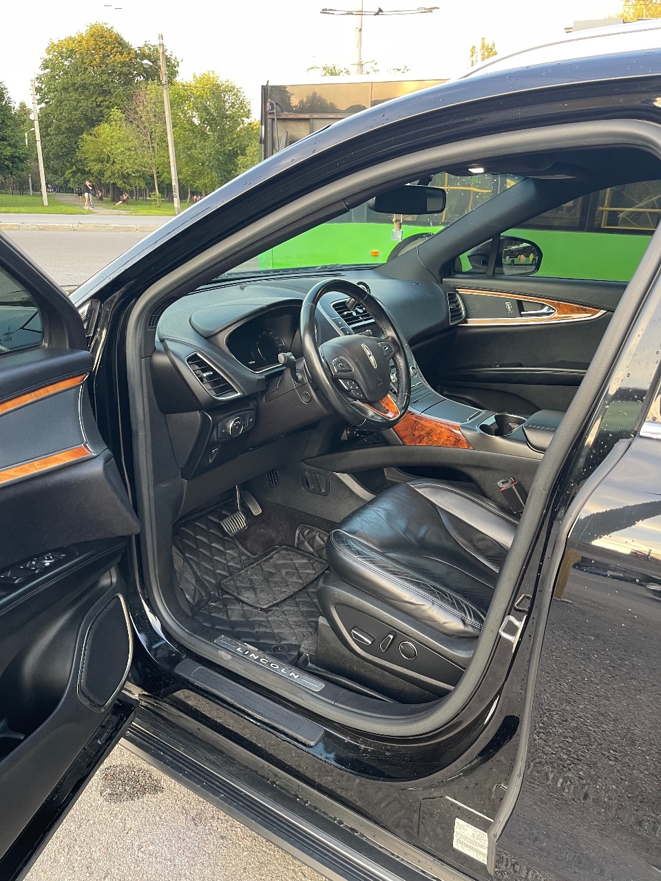 Lincoln MKX - фото 12