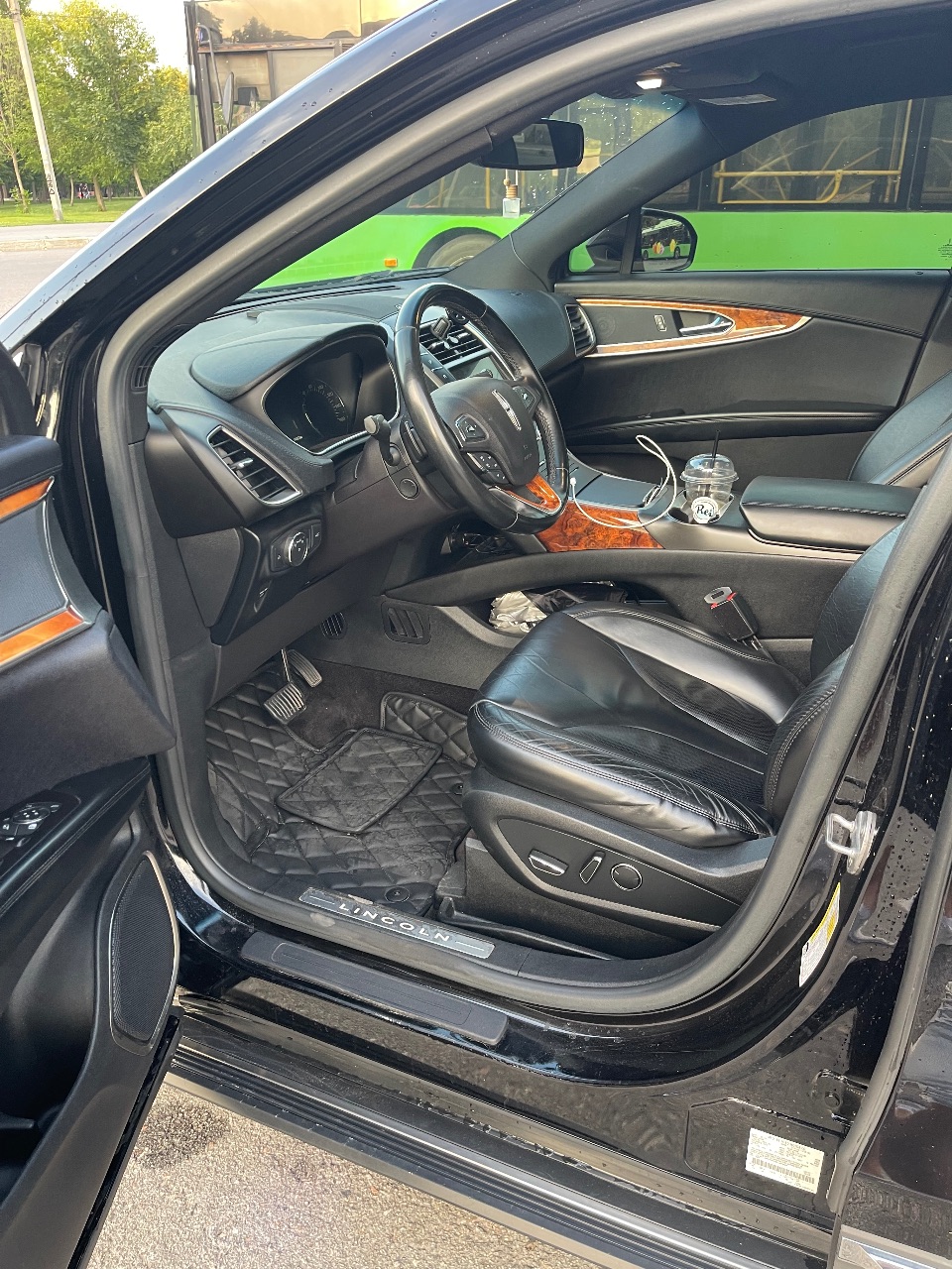 Lincoln MKX - фото 15