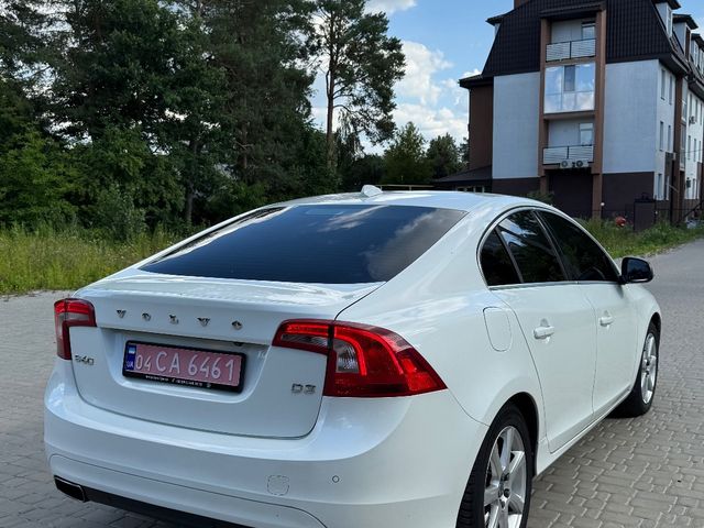 Volvo S60 - фото 4