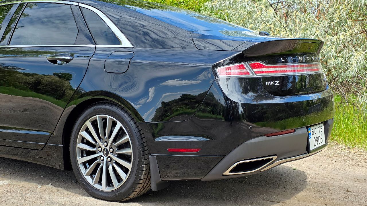 Lincoln MKZ - фото 6