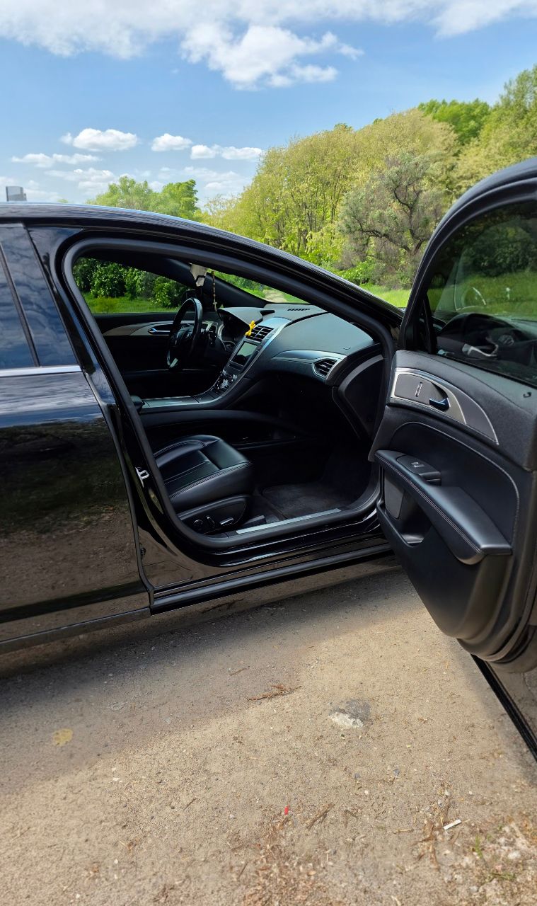 Lincoln MKZ - фото 29