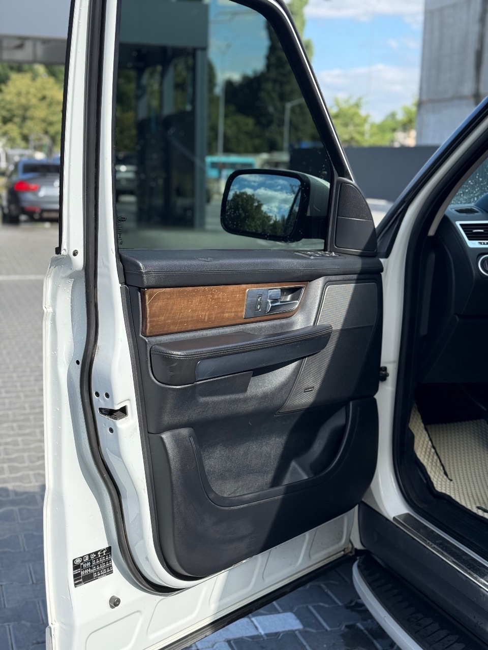 Land Rover Range Rover Sport - фото 24