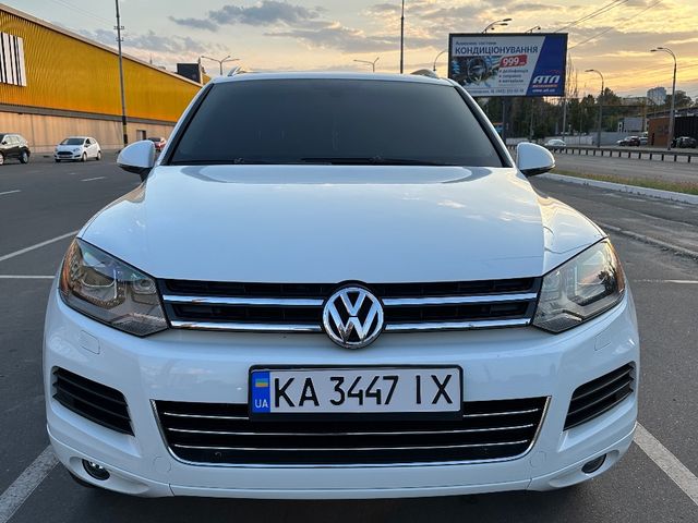 Volkswagen Touareg 2011, Київ, $17 900 - зображення 1