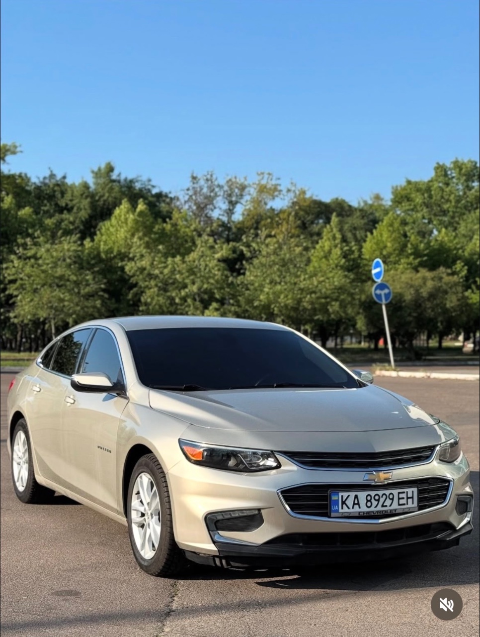 Chevrolet Malibu - фото 1