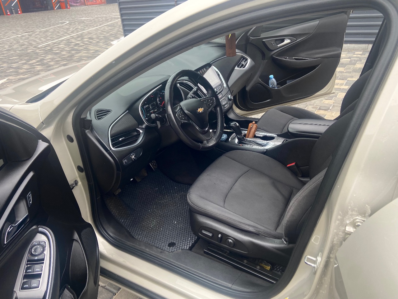 Chevrolet Malibu - фото 15