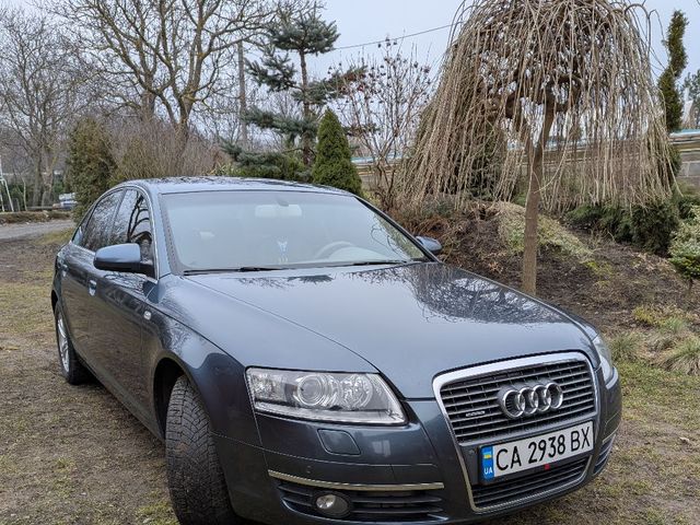 Audi A6 - фото 1