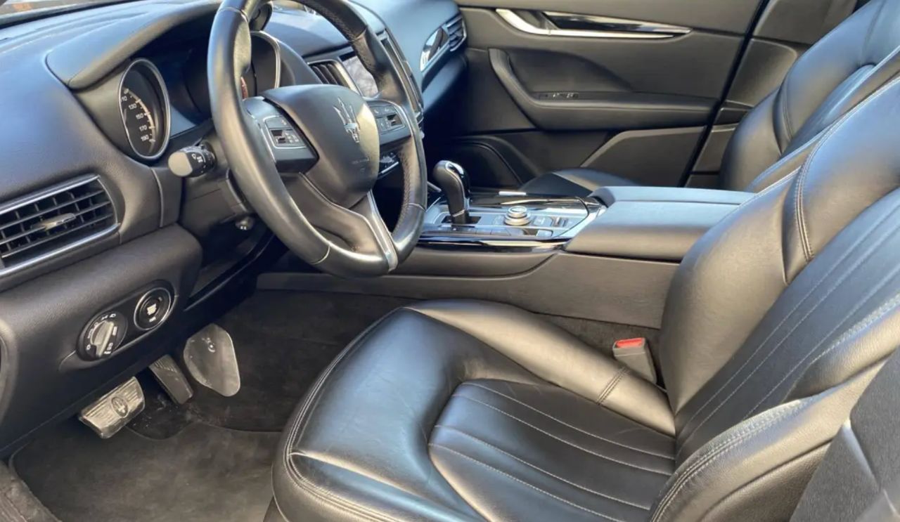 Maserati Levante - фото 10