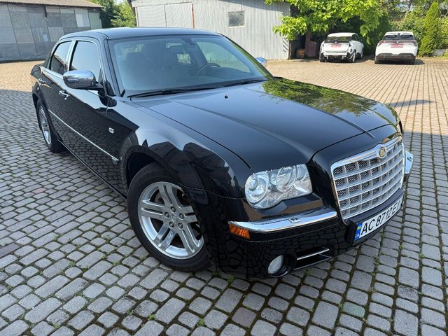 Chrysler 300C - зображення 4