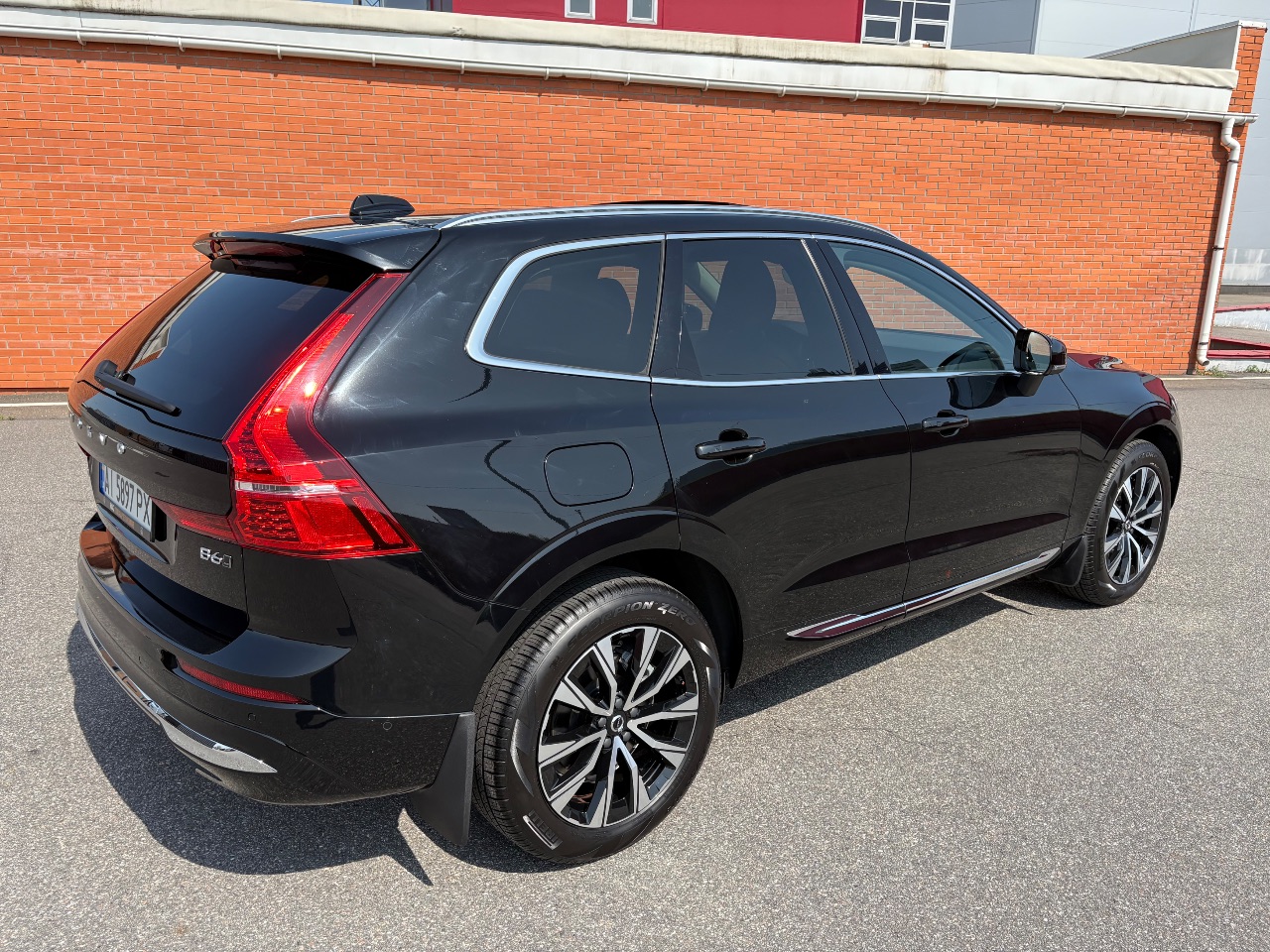 Volvo XC60 - фото 5