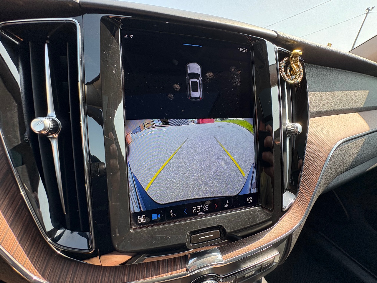 Volvo XC60 - фото 24