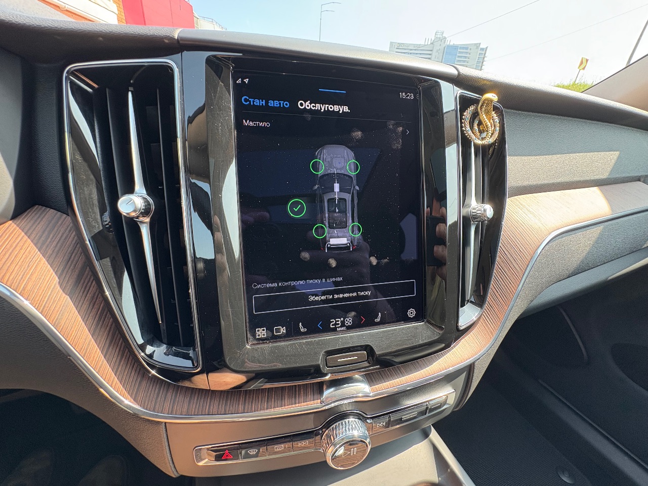 Volvo XC60 - фото 27