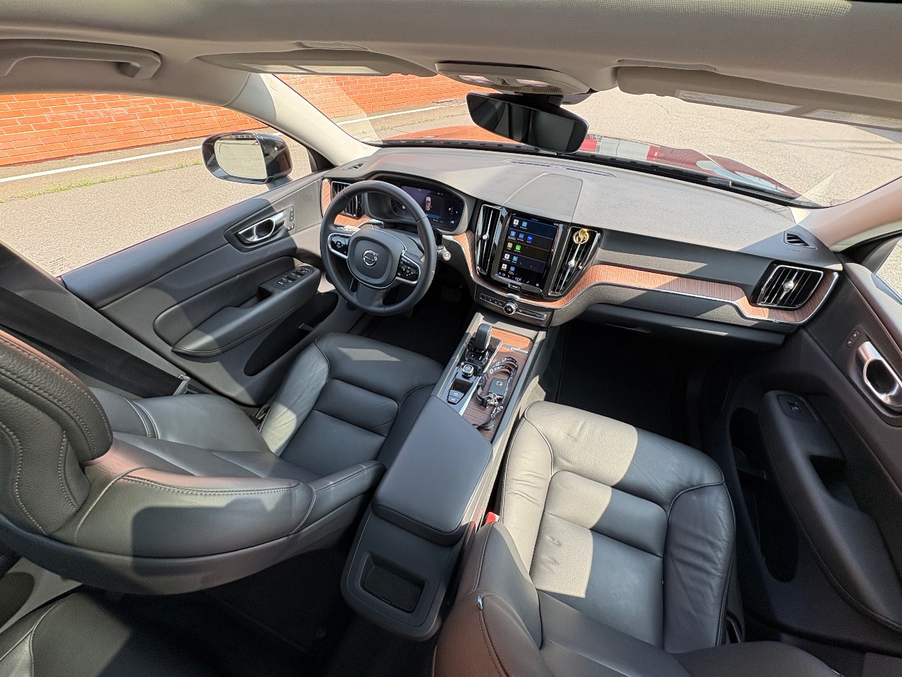 Volvo XC60 - фото 26