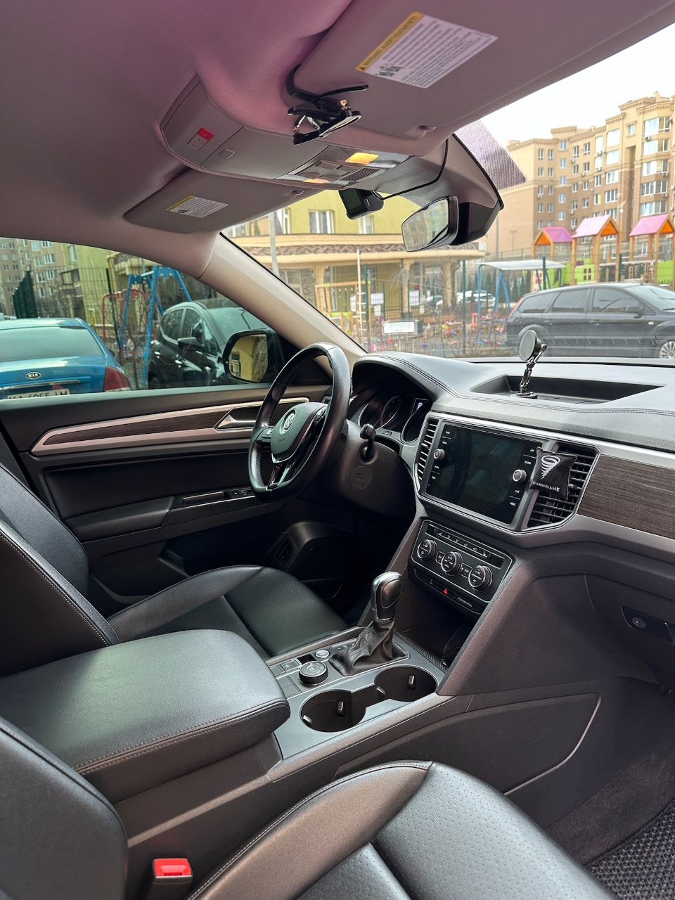 Volkswagen Atlas - фото 16