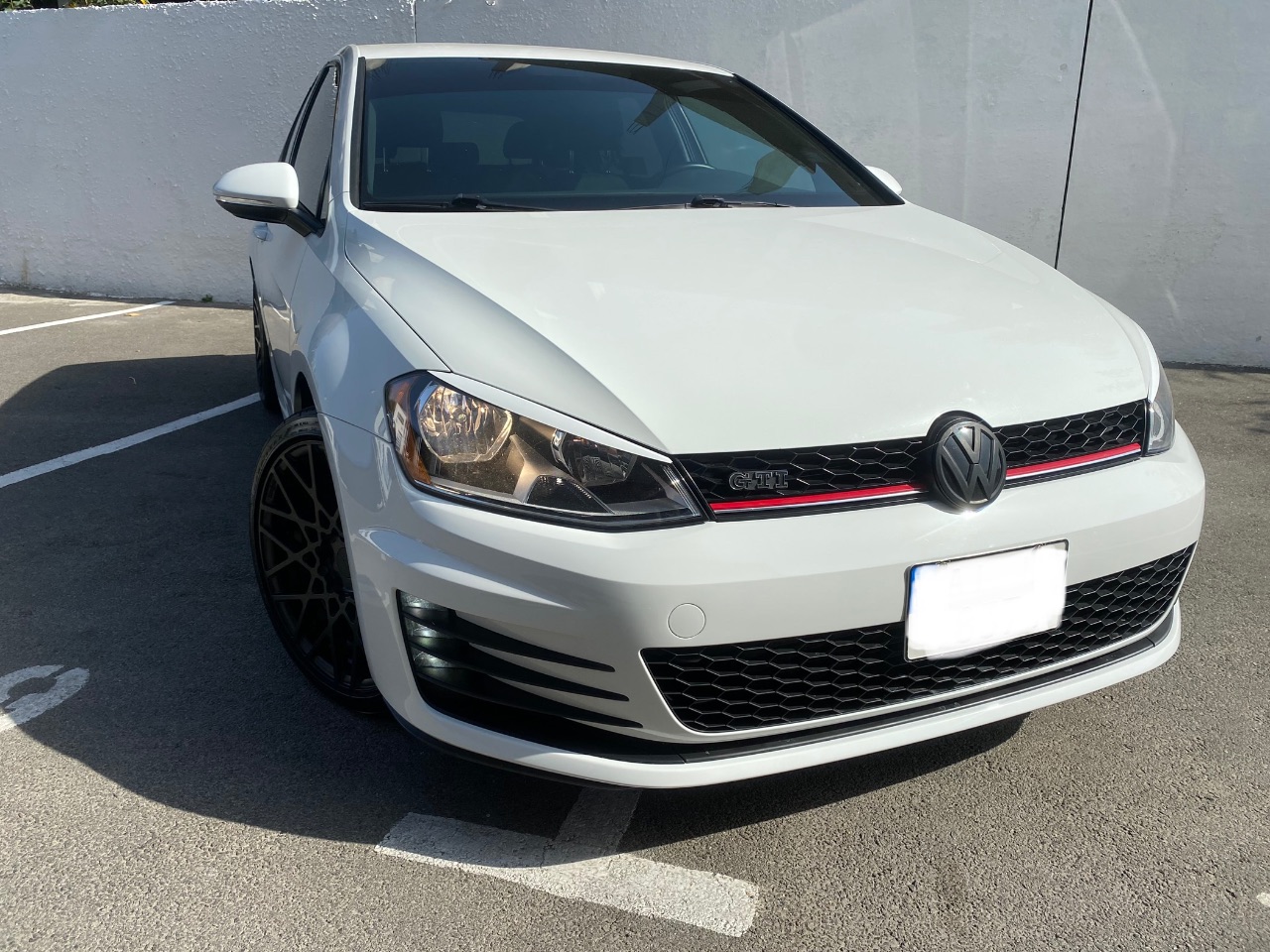 Volkswagen Golf GTI - фото 4