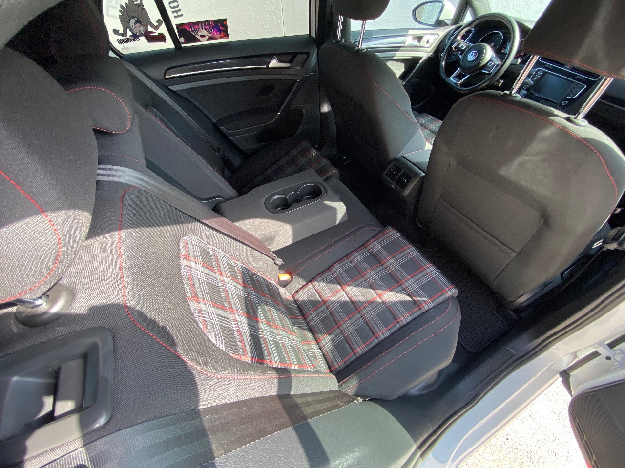 Volkswagen Golf GTI - фото 6