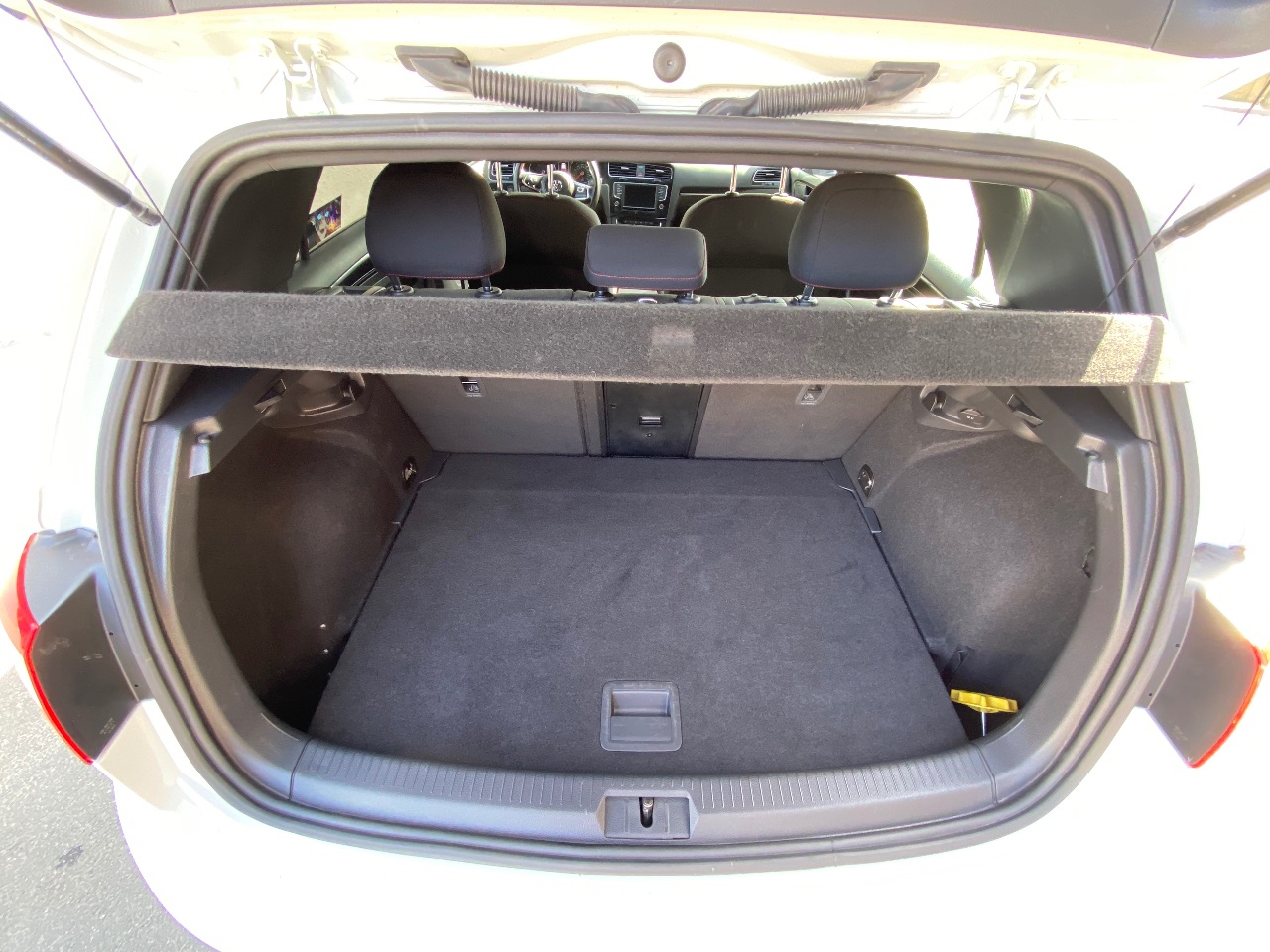 Volkswagen Golf GTI - фото 29