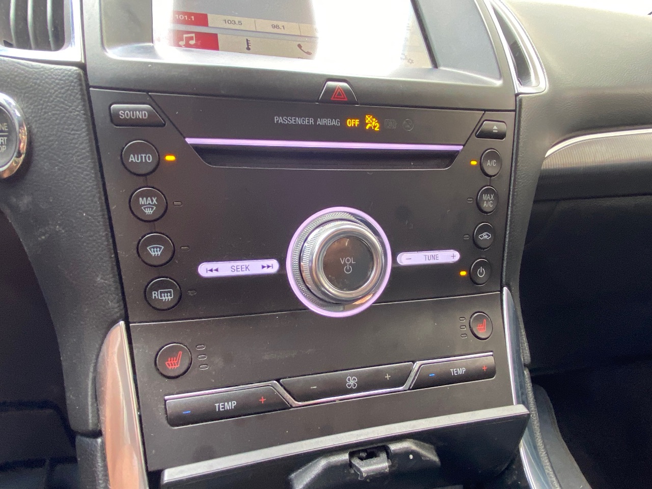 Ford Edge - фото 31