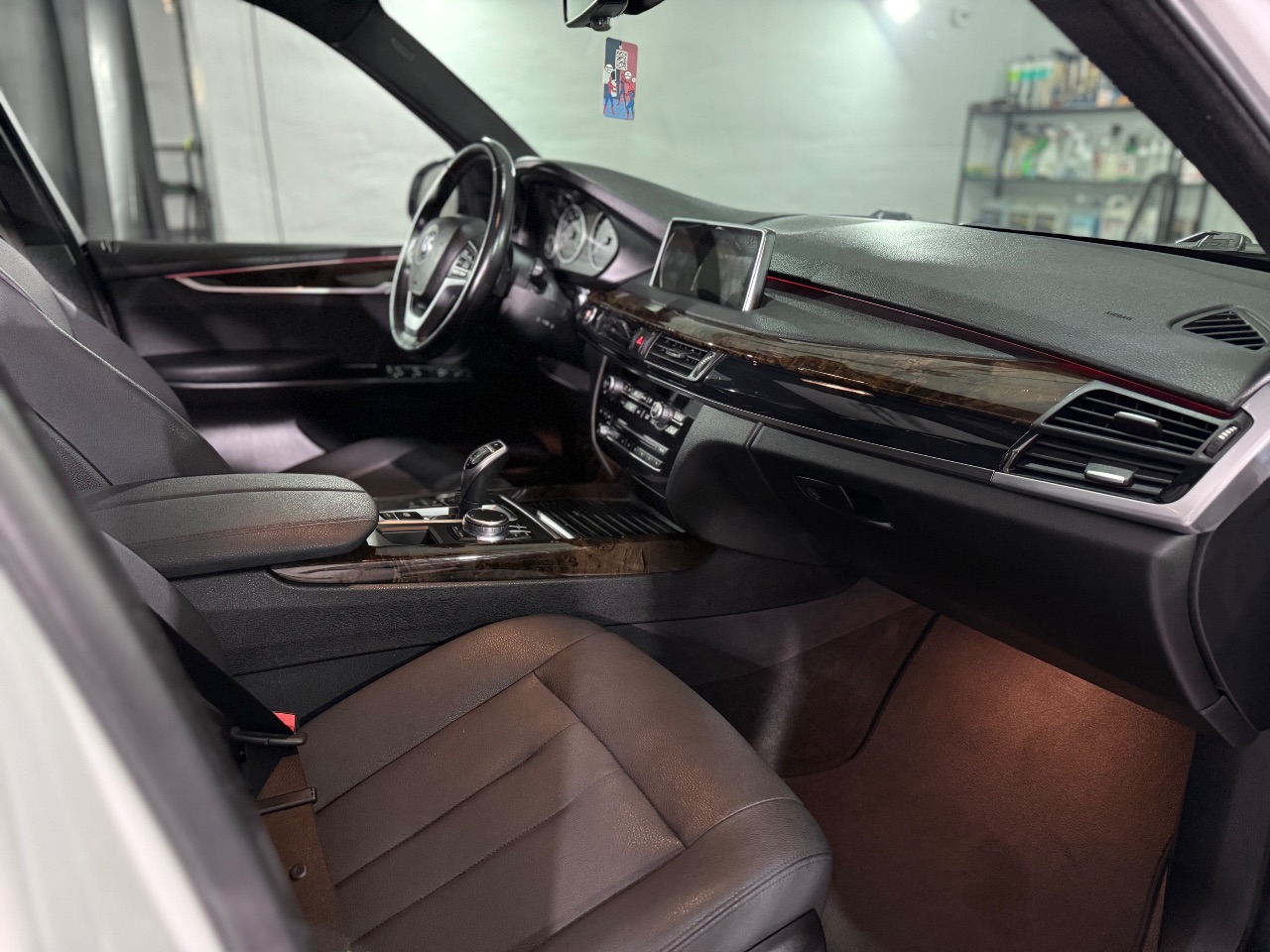 BMW X5 - фото 14