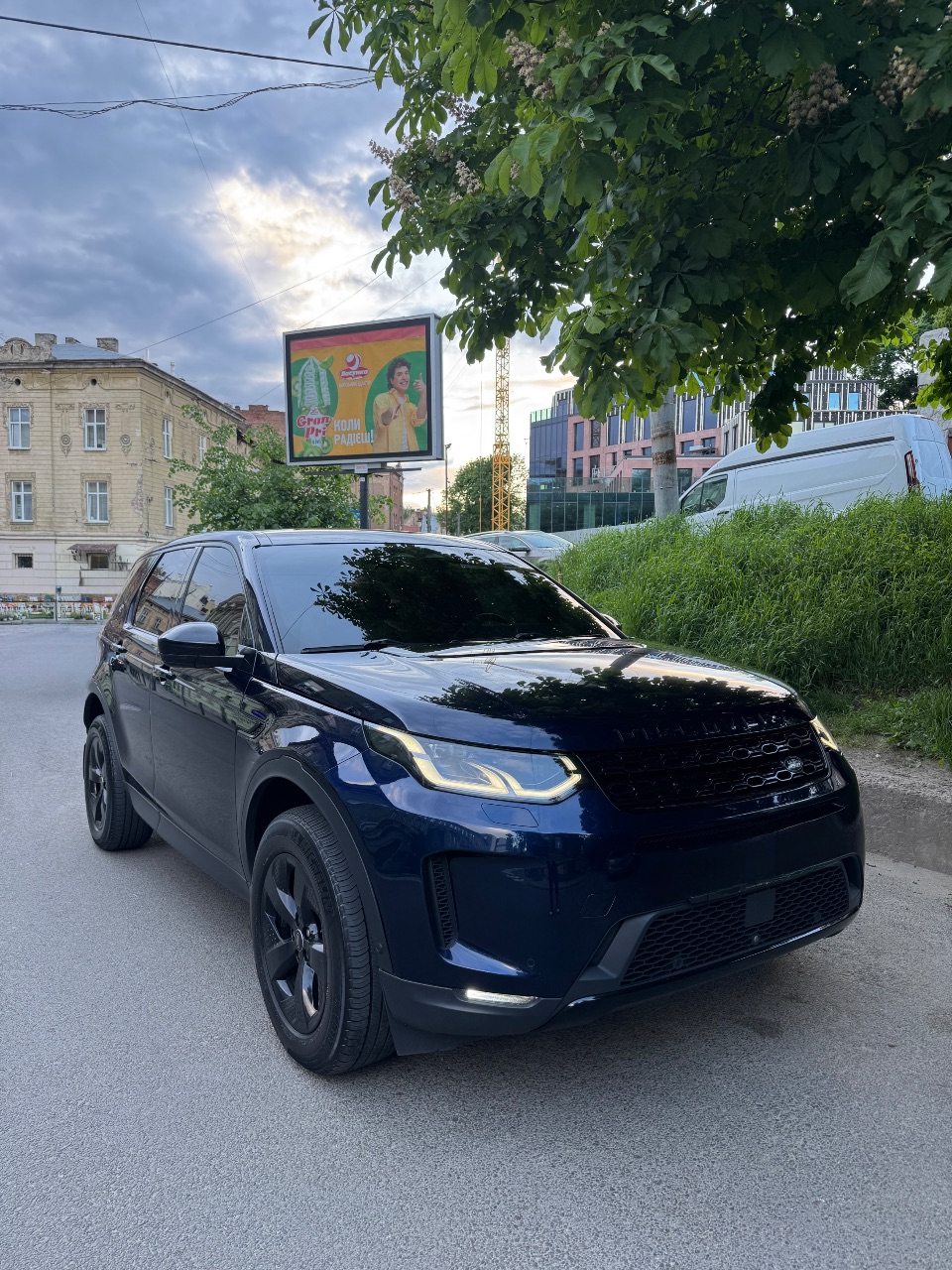 Land Rover Discovery Sport - фото 2