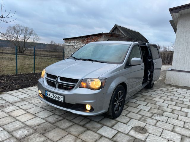 Dodge Caravan - фото 3