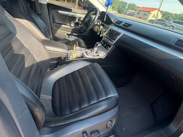 Volkswagen Passat CC - фото 3