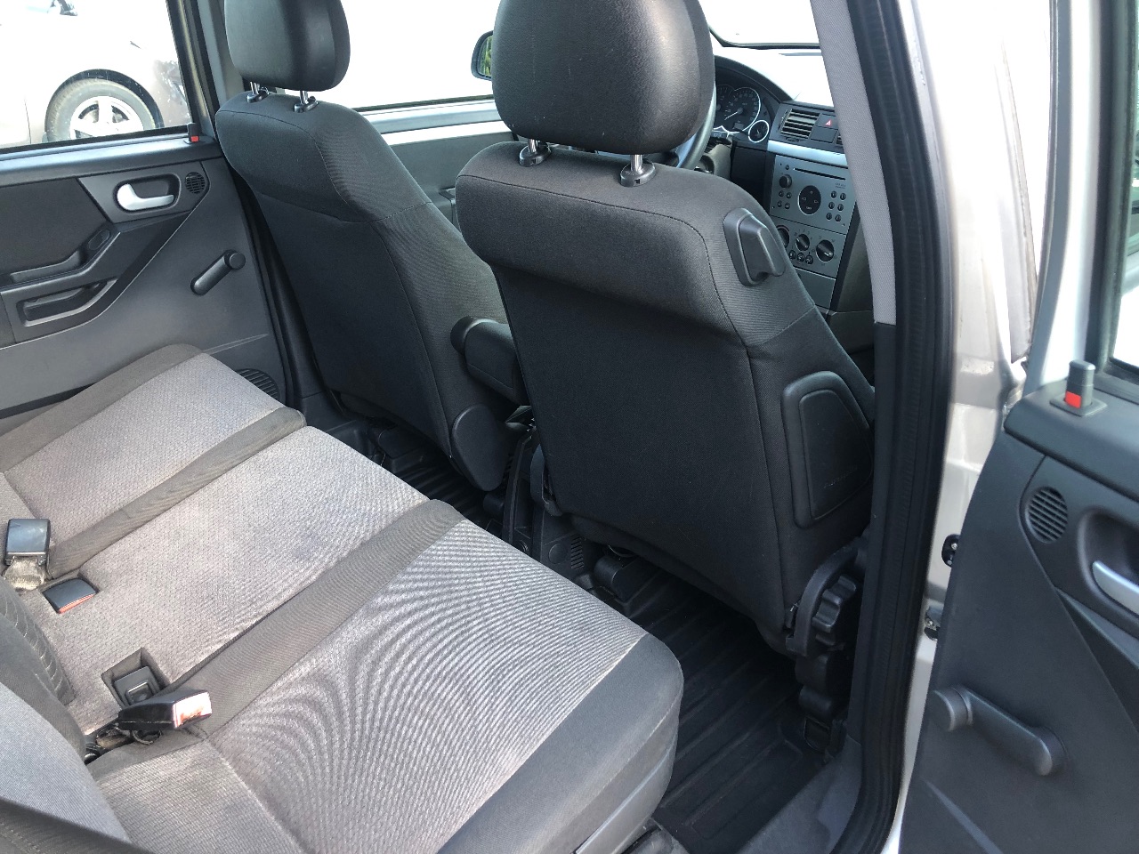 Opel Meriva - фото 6