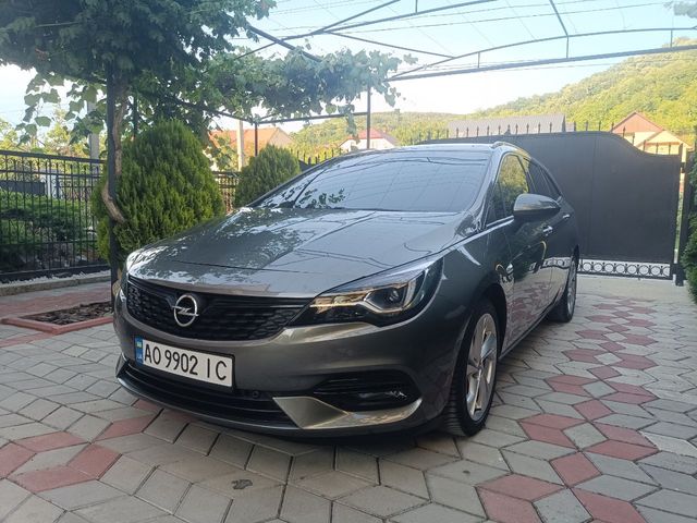 Opel Astra - фото 1