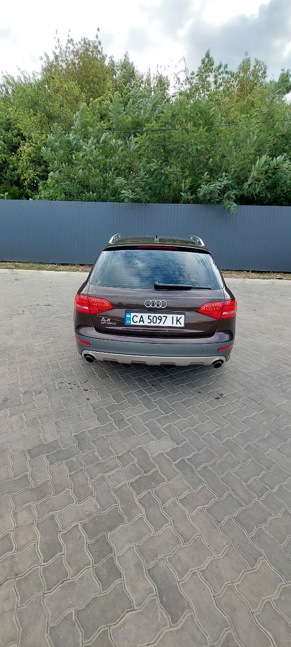 Audi A4 allroad - фото 3
