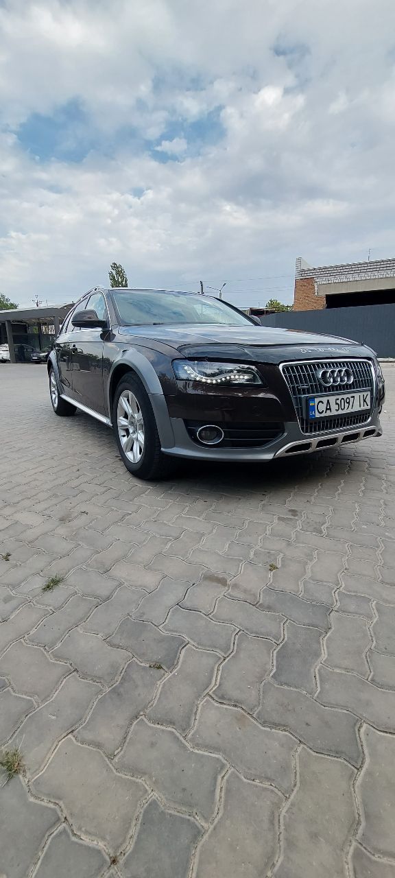 Audi A4 allroad - фото 17