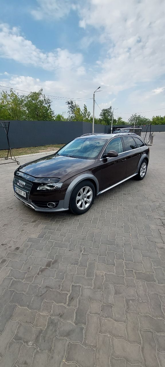 Audi A4 allroad - фото 6
