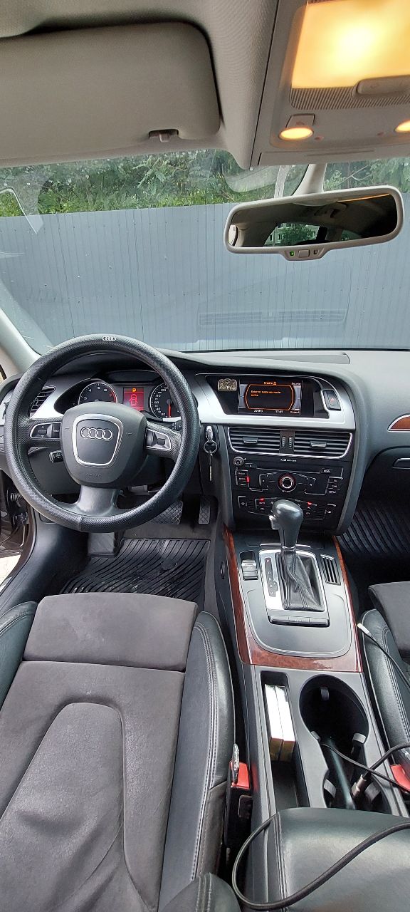 Audi A4 allroad - фото 2